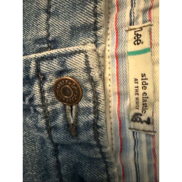 Women's Lee Relaxed Fit Side Elastic Medium Wash 35” Waist 29” Inseam MOM Jeans - Picture 3 of 3